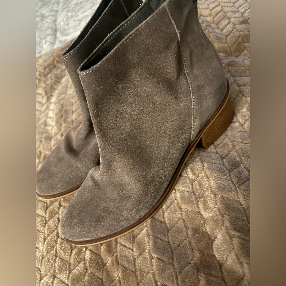 Steve Madden Taupe Suede Ankle Booties